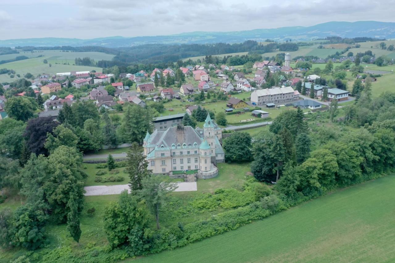 Vysoké nad Jizerou Hotel Vetrov المظهر الخارجي الصورة