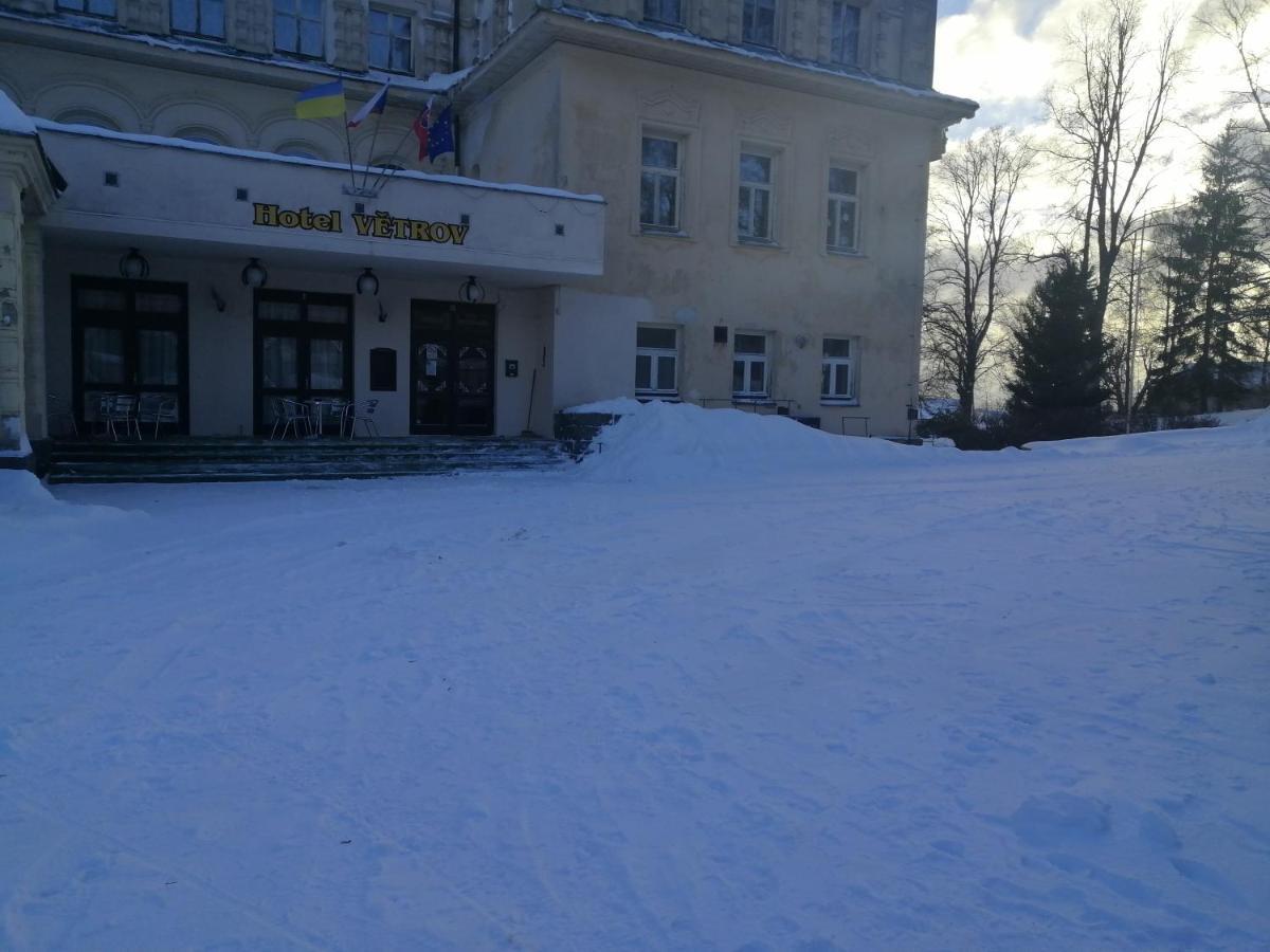 Vysoké nad Jizerou Hotel Vetrov المظهر الخارجي الصورة